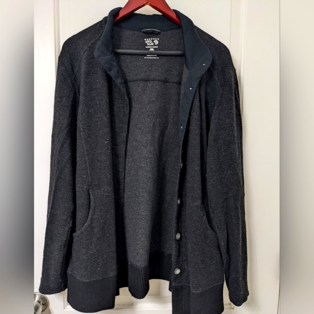 Sweater - Picture 1 of 1